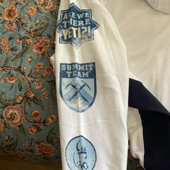 NWT Expedition Everest Hoodie Disney Yeti - Size S - Picture 5 of 5